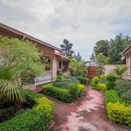Tuzza Hotel Bushenyi Zewnętrze zdjęcie
