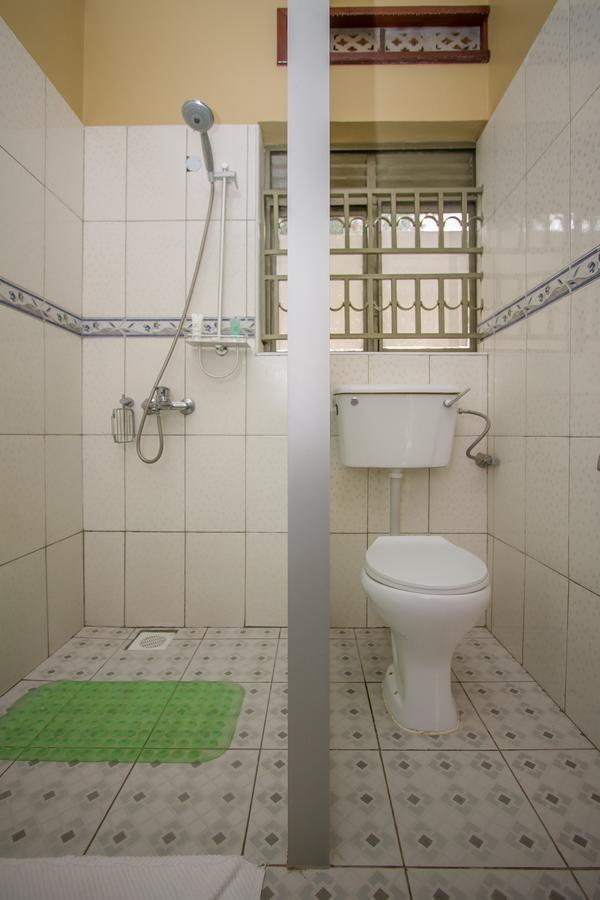 Tuzza Hotel Bushenyi Zewnętrze zdjęcie