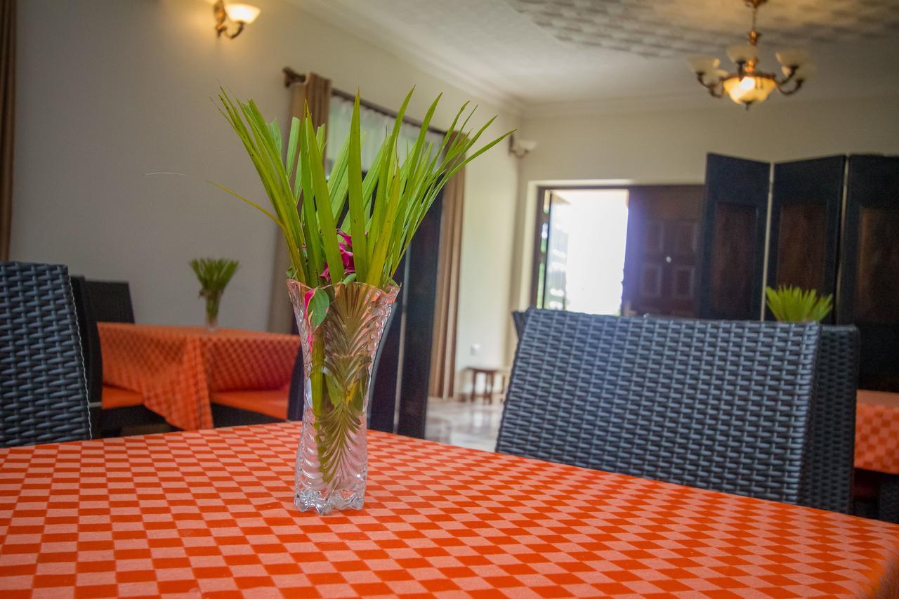 Tuzza Hotel Bushenyi Zewnętrze zdjęcie
