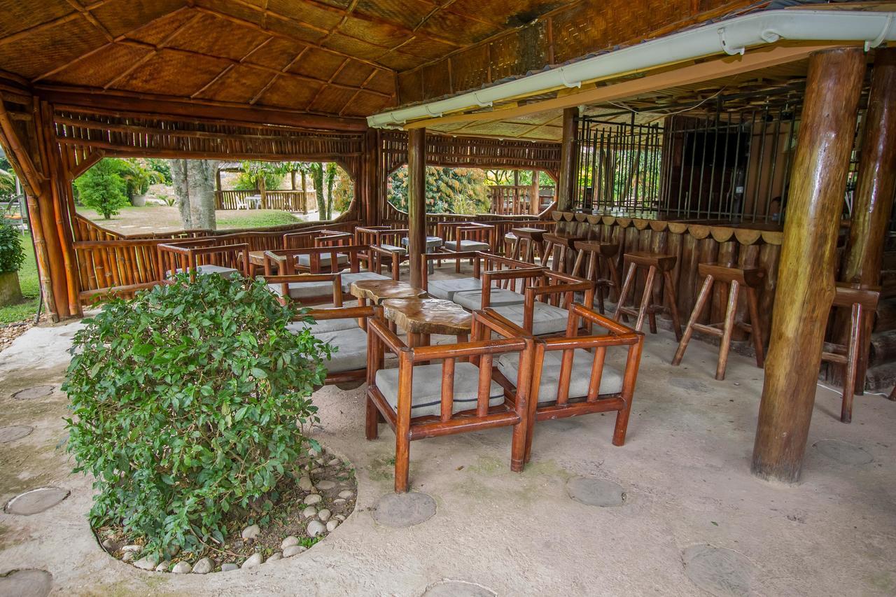 Tuzza Hotel Bushenyi Zewnętrze zdjęcie