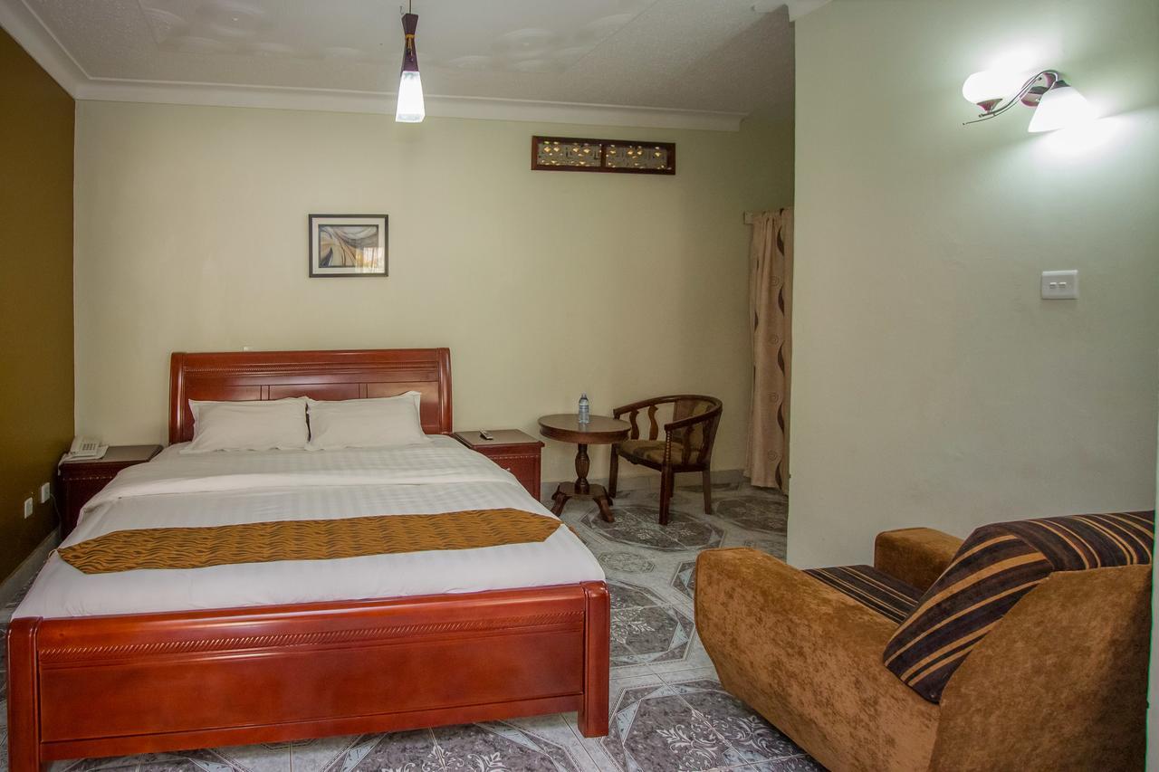 Tuzza Hotel Bushenyi Zewnętrze zdjęcie
