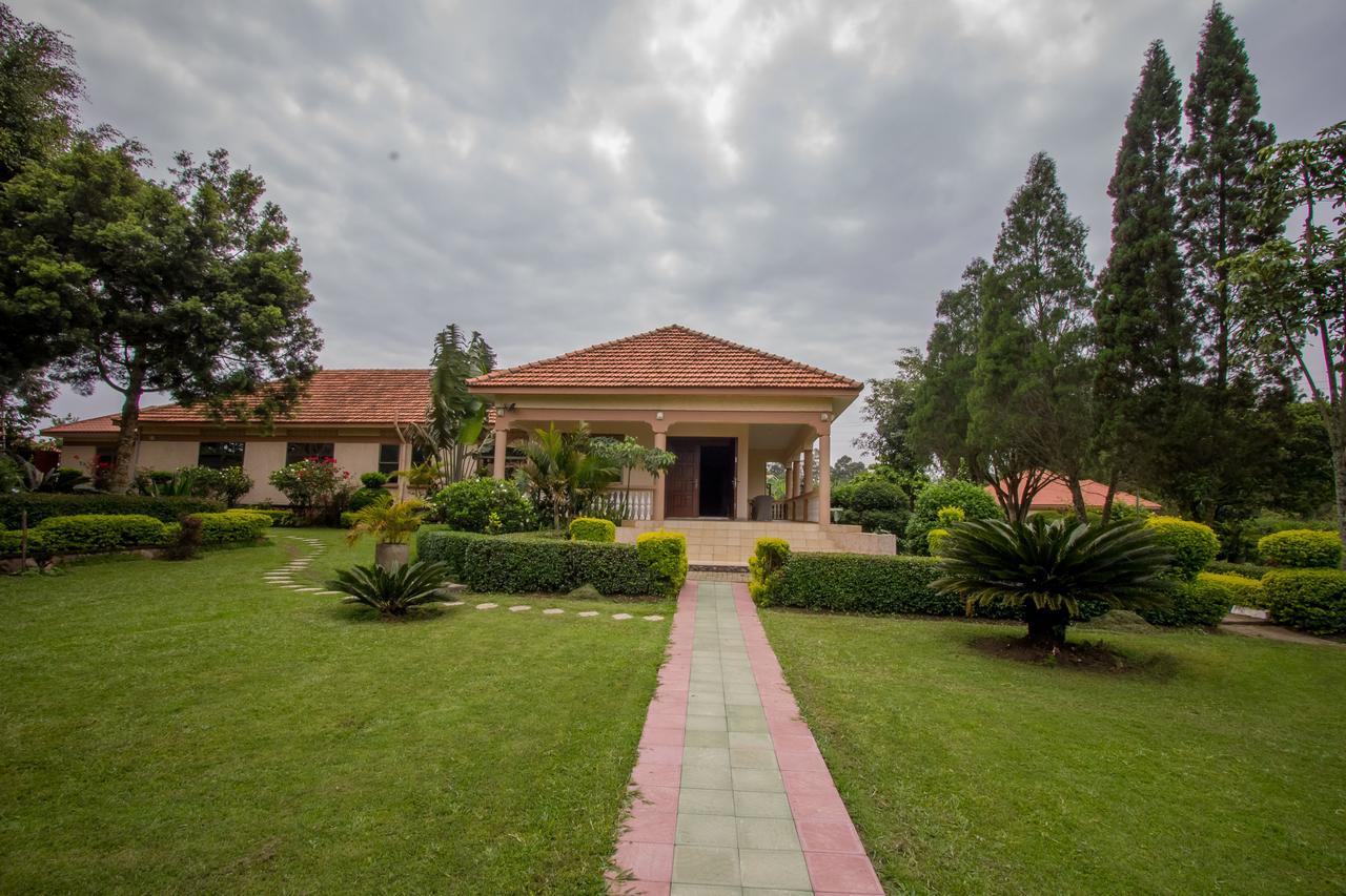 Tuzza Hotel Bushenyi Zewnętrze zdjęcie