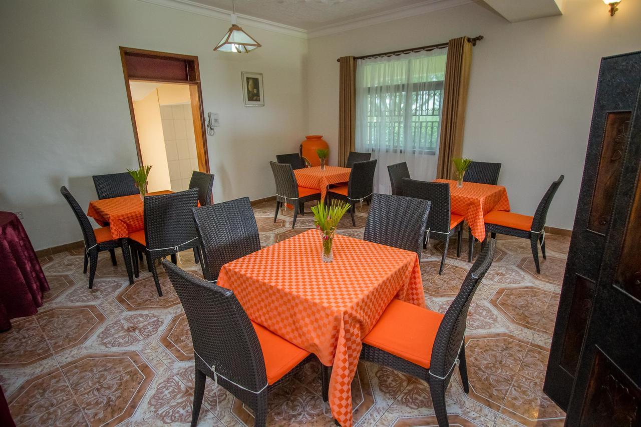 Tuzza Hotel Bushenyi Zewnętrze zdjęcie